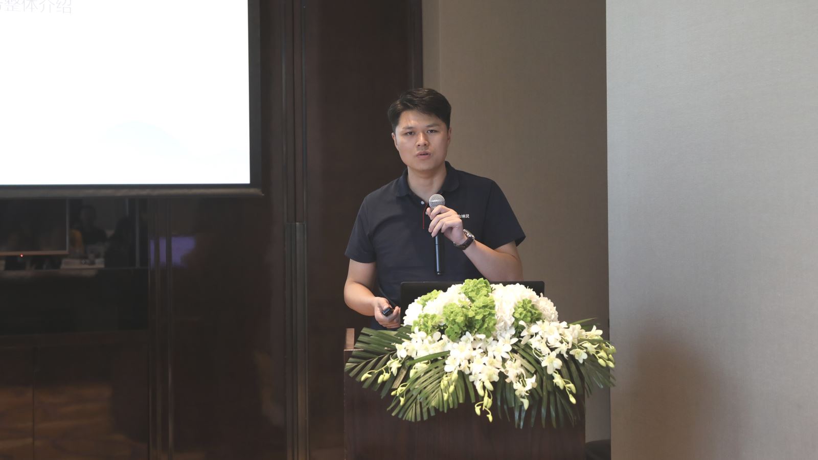 红足1—世足球网